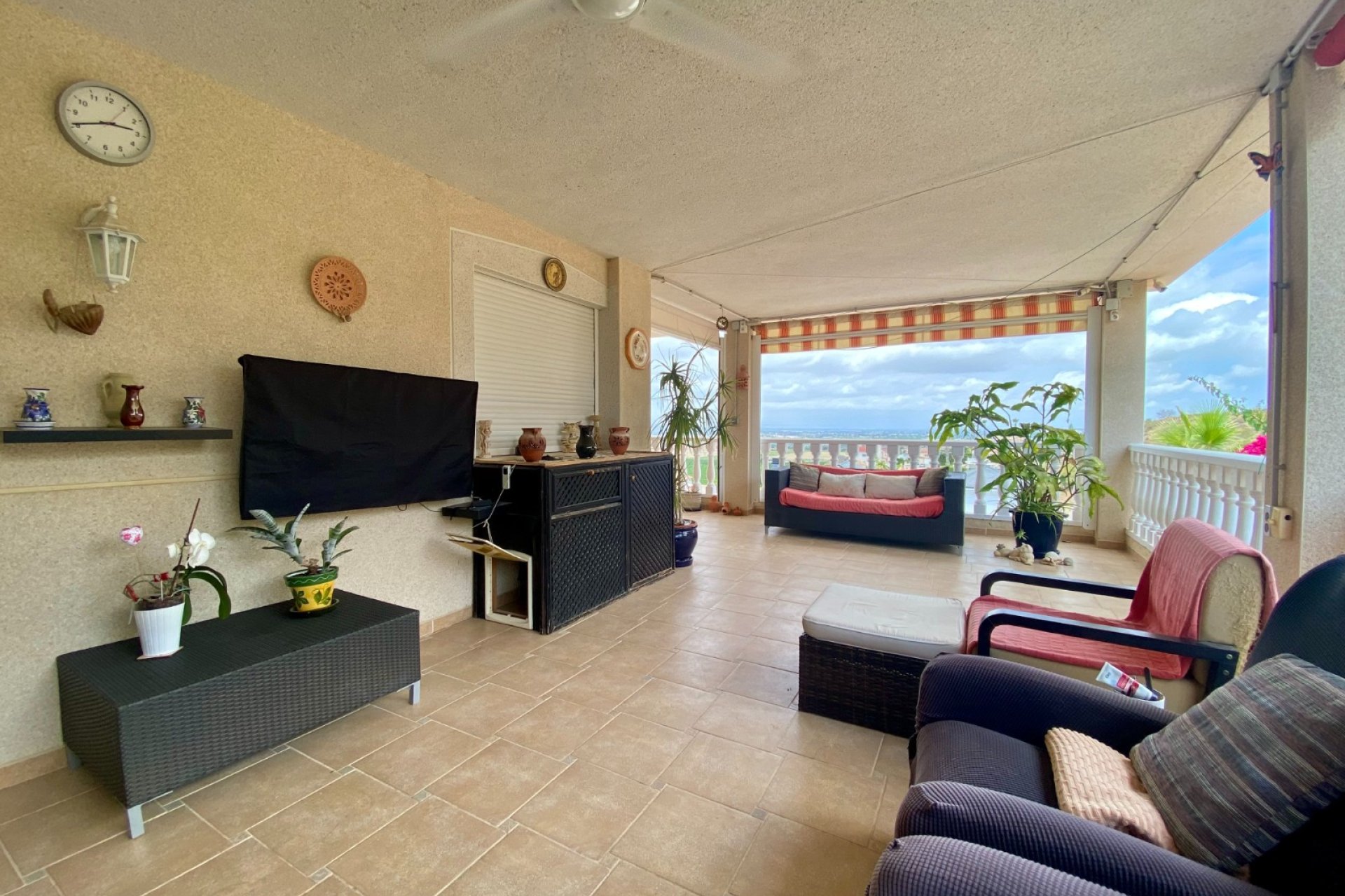 Resale - Villa -
Algorfa - Lomas De La Juliana