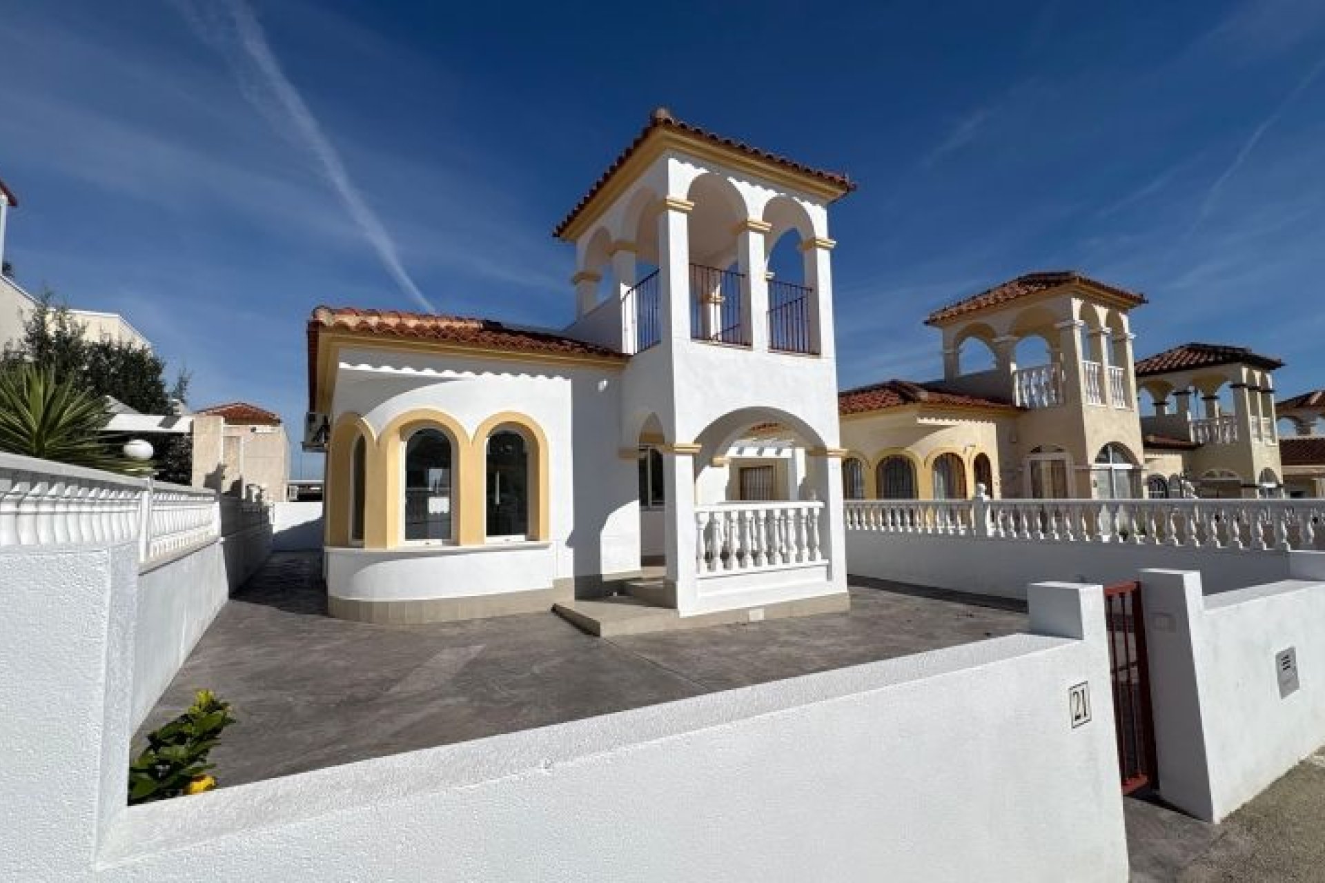 Resale - Villa -
Algorfa