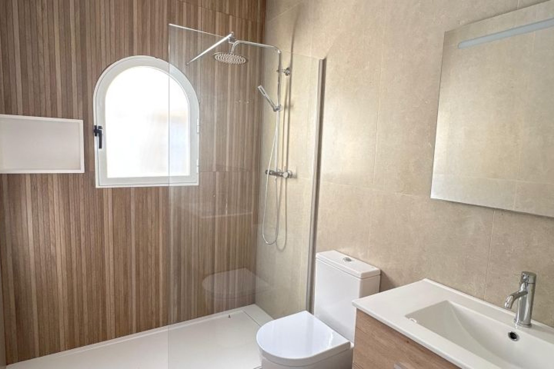 Resale - Villa -
Algorfa