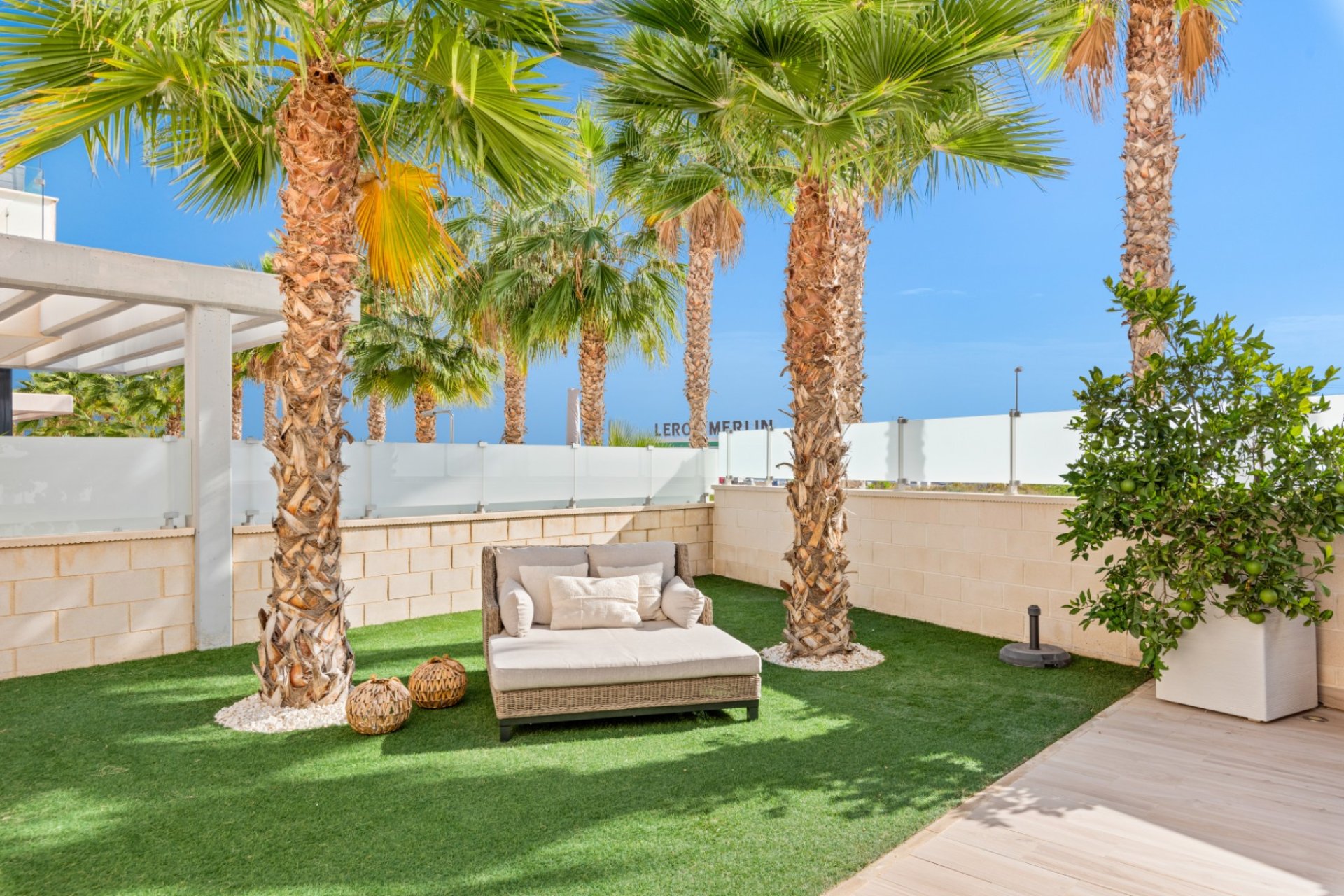 Resale - Villa -
Alicante - Lomas de Cabo Roig