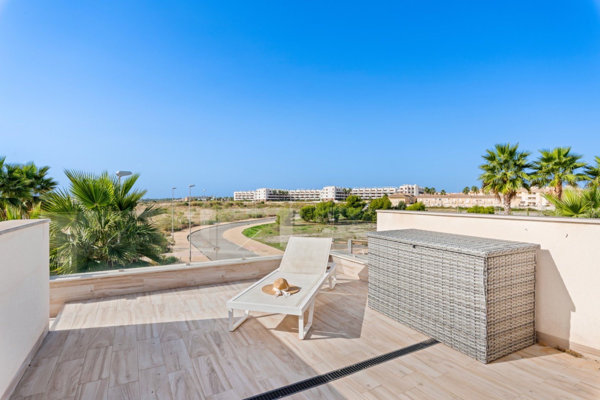 Resale - Villa -
Alicante - Lomas de Cabo Roig