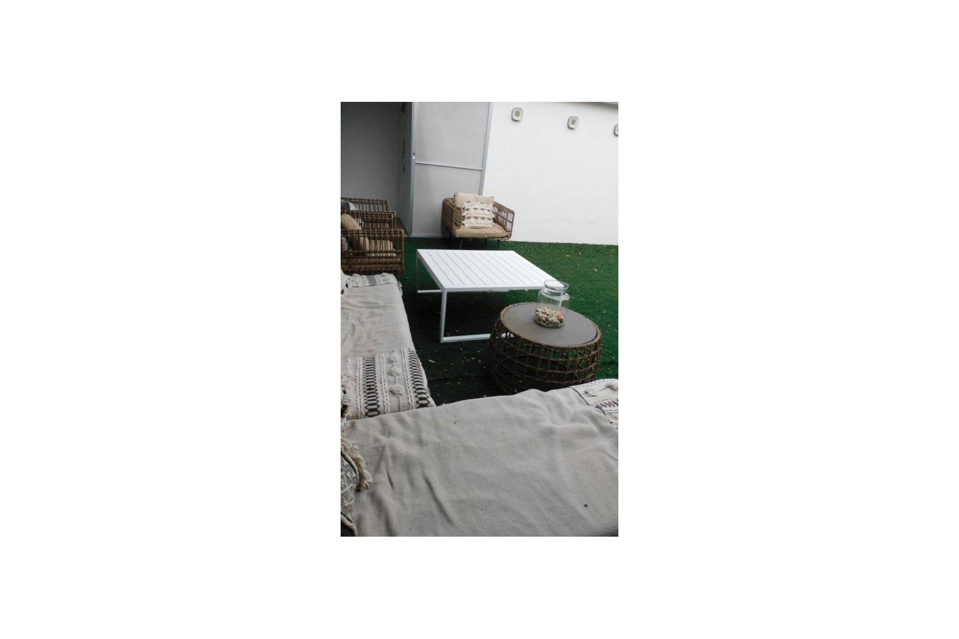 Resale - Villa -
Alicante