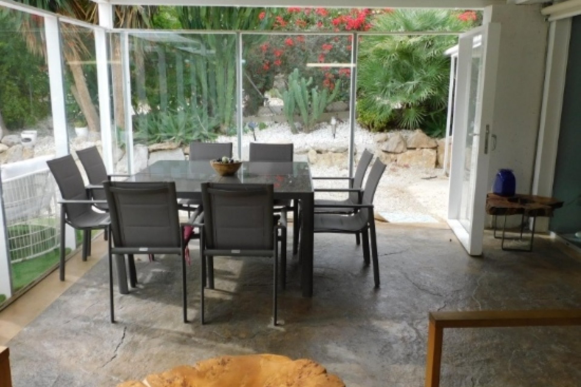 Resale - Villa -
Alicante