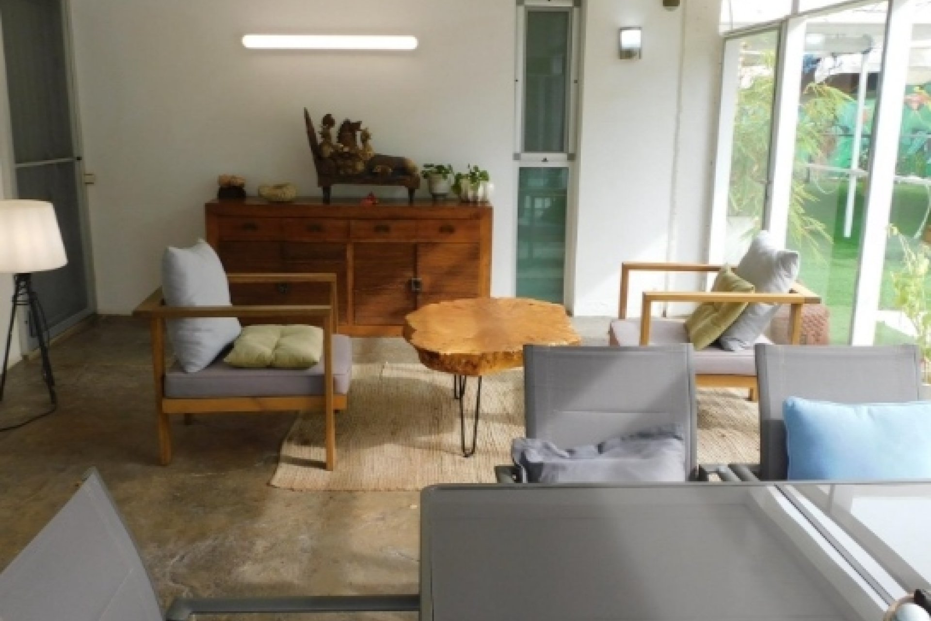 Resale - Villa -
Alicante