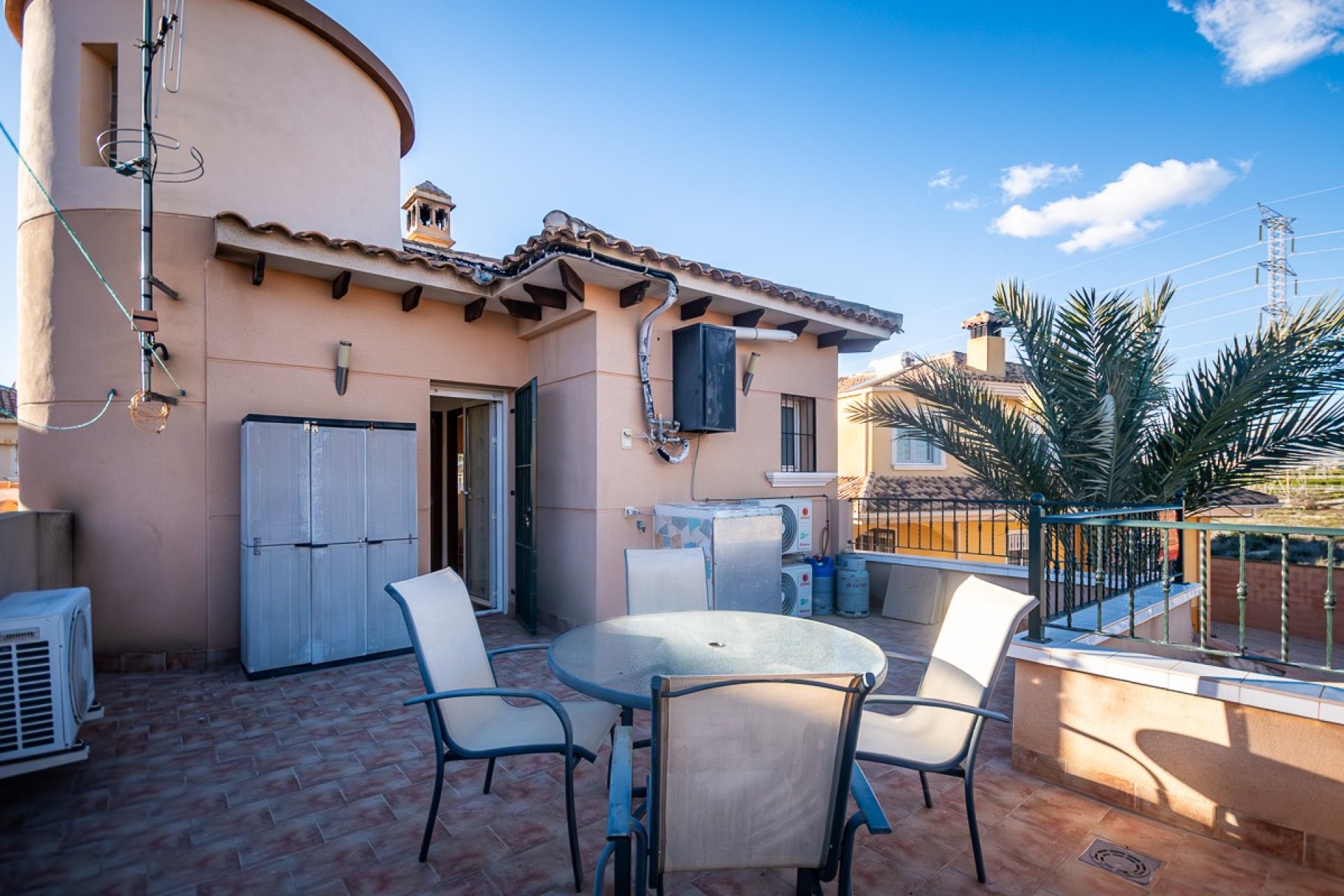 Resale - Villa -
Benferri