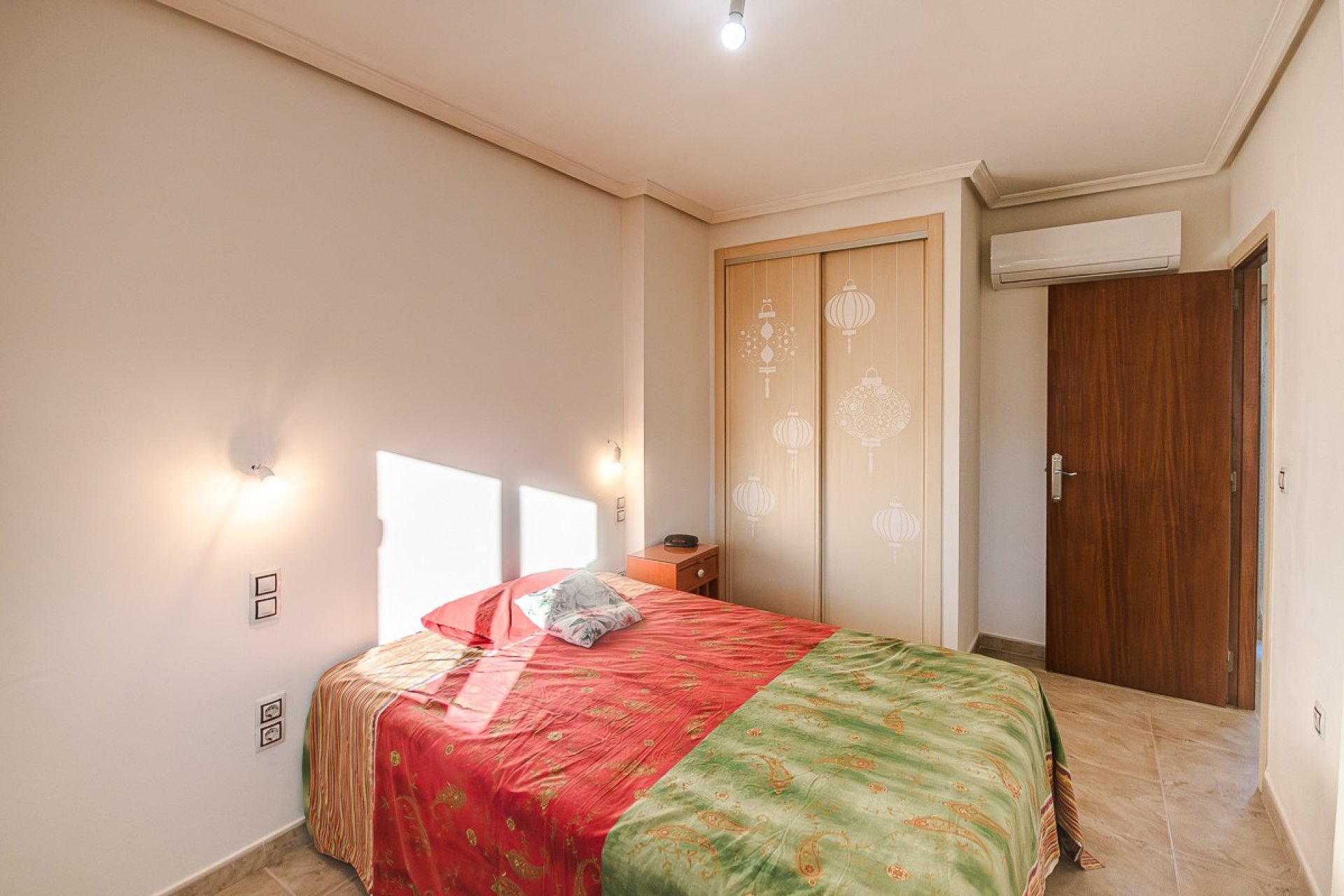 Resale - Villa -
Benferri