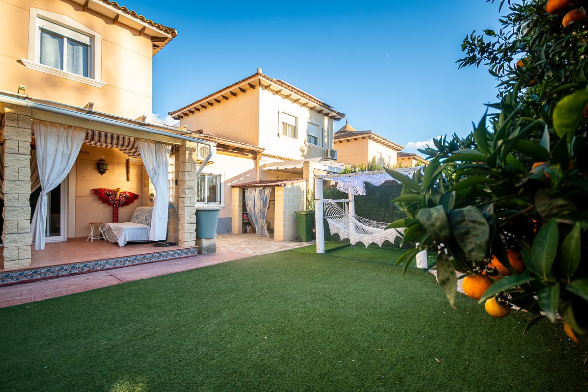 Resale - Villa -
Benferri