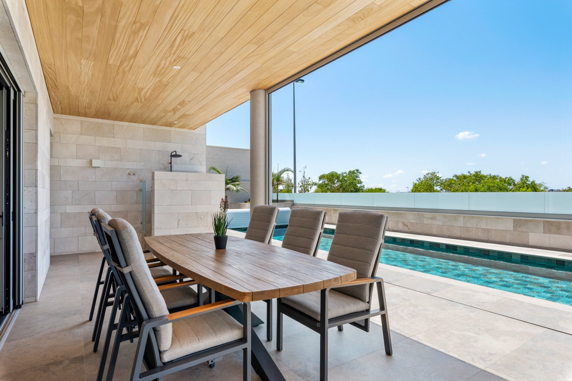 Resale - Villa -
Benijofar