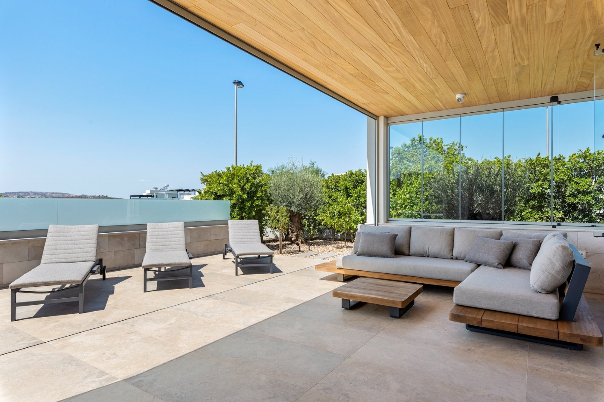 Resale - Villa -
Benijofar