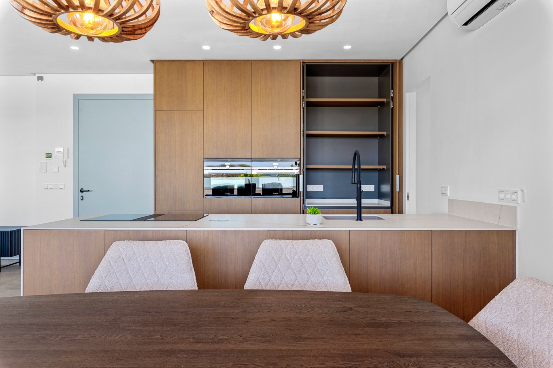 Resale - Villa -
Benijofar