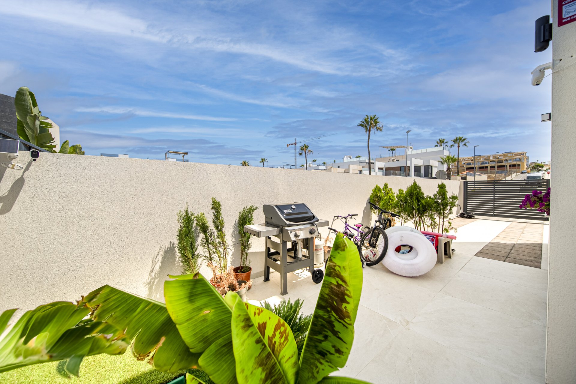 Resale - Villa -
Benijofar