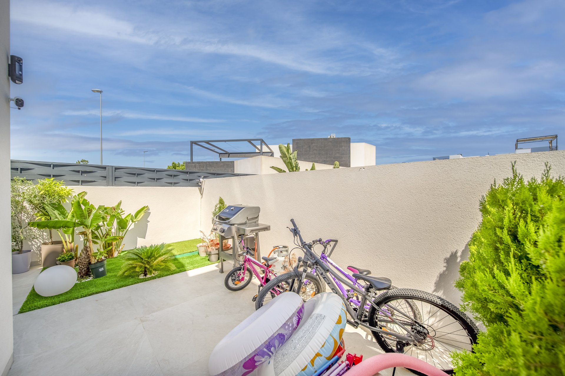 Resale - Villa -
Benijofar