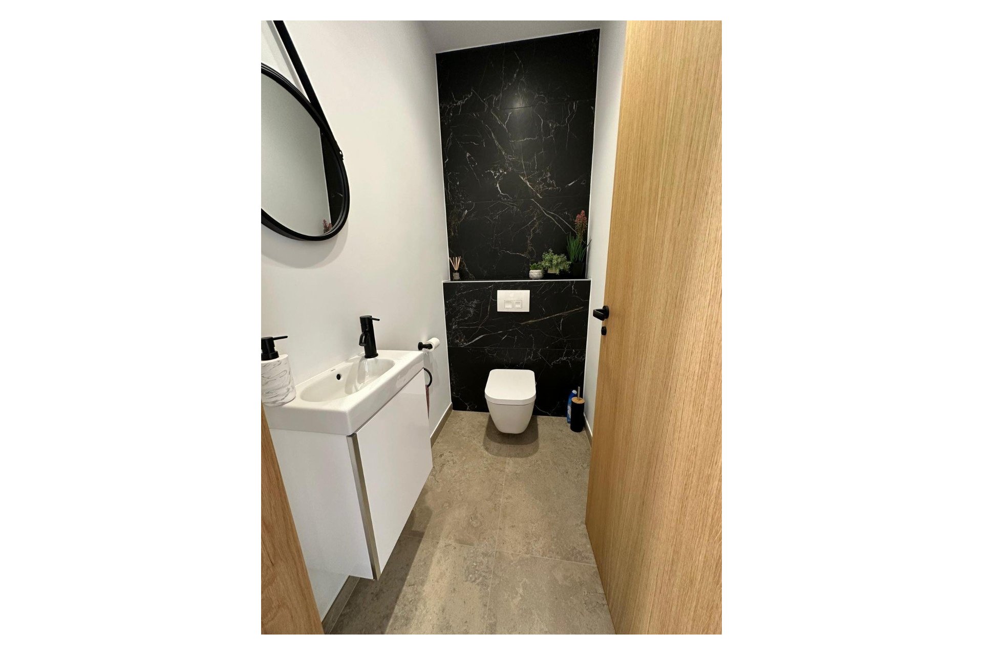 Resale - Villa -
Benijofar