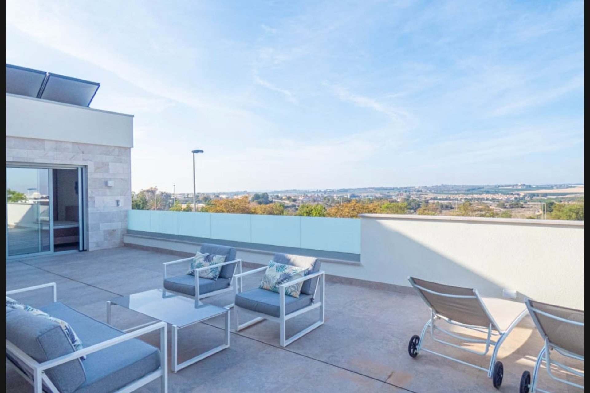 Resale - Villa -
Benijofar