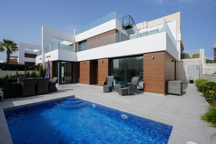 Resale - Villa -
Benijofar