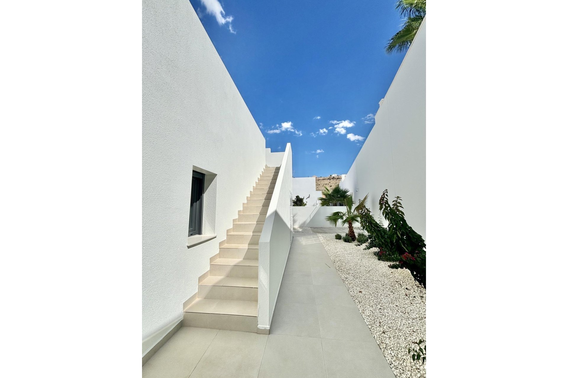 Resale - Villa -
Benijofar