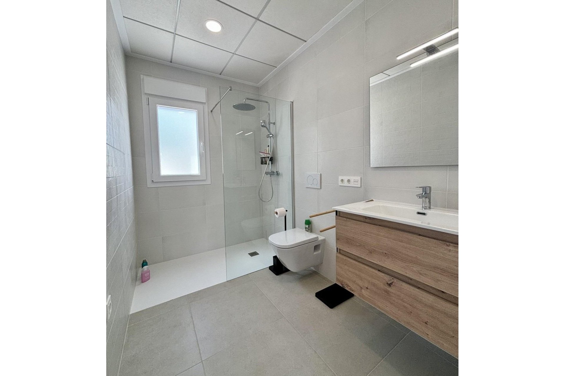 Resale - Villa -
Benijofar