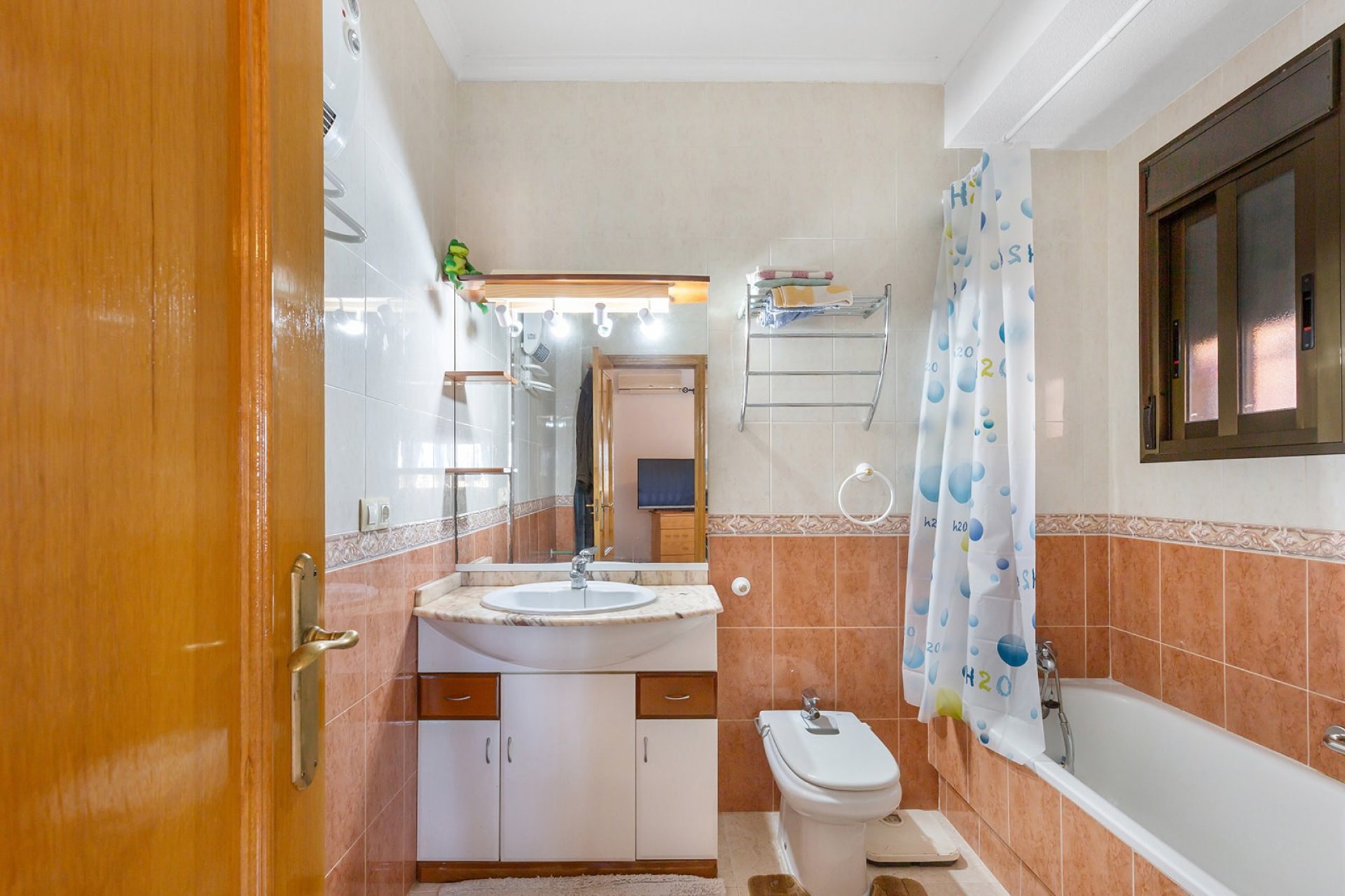 Resale - Villa -
Bigastro