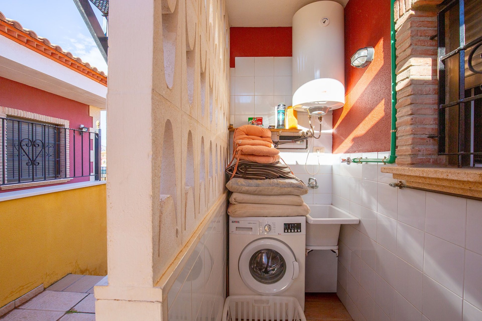 Resale - Villa -
Bigastro