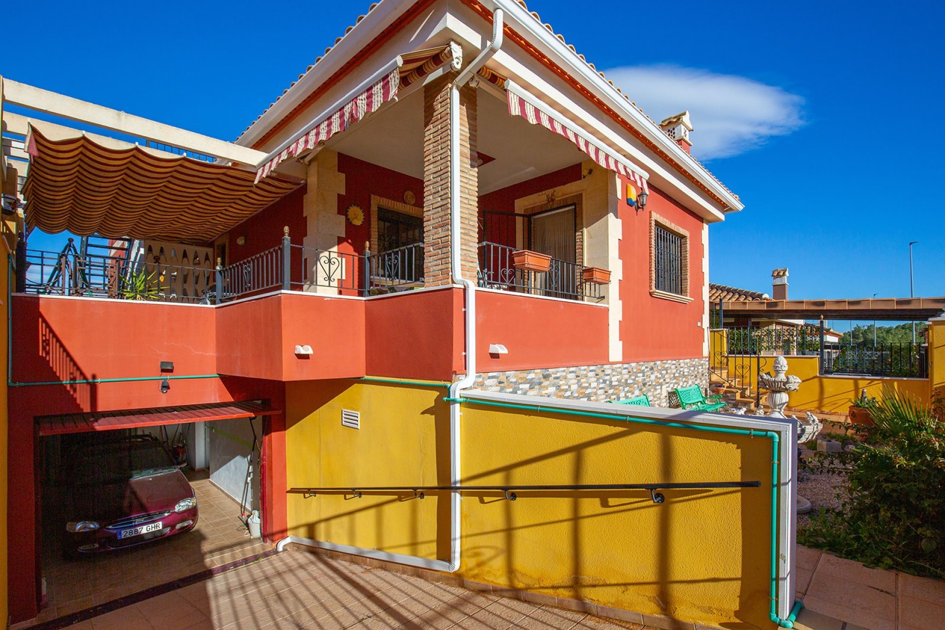 Resale - Villa -
Bigastro