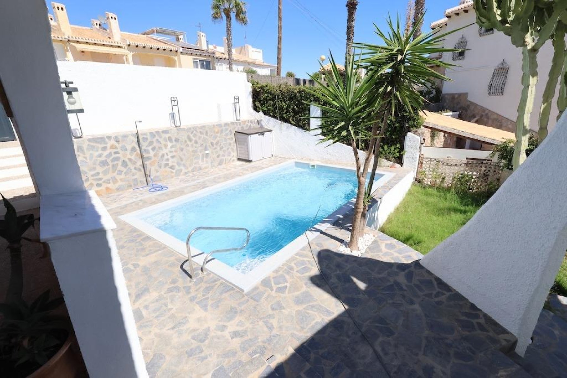Resale - Villa -
Cabo Roig - Cala Capitan