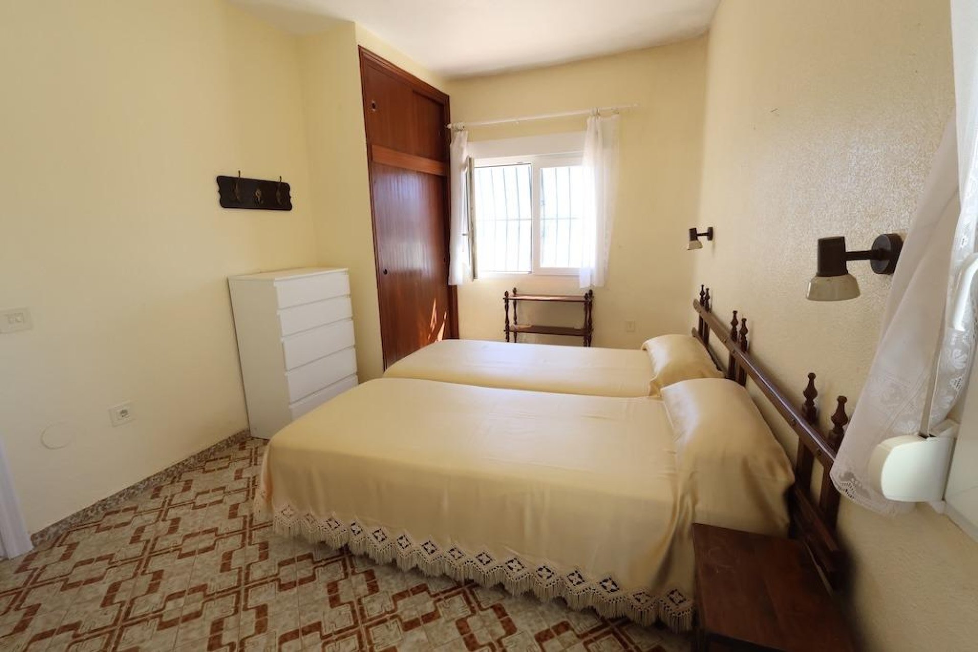 Resale - Villa -
Cabo Roig - Cala Capitan