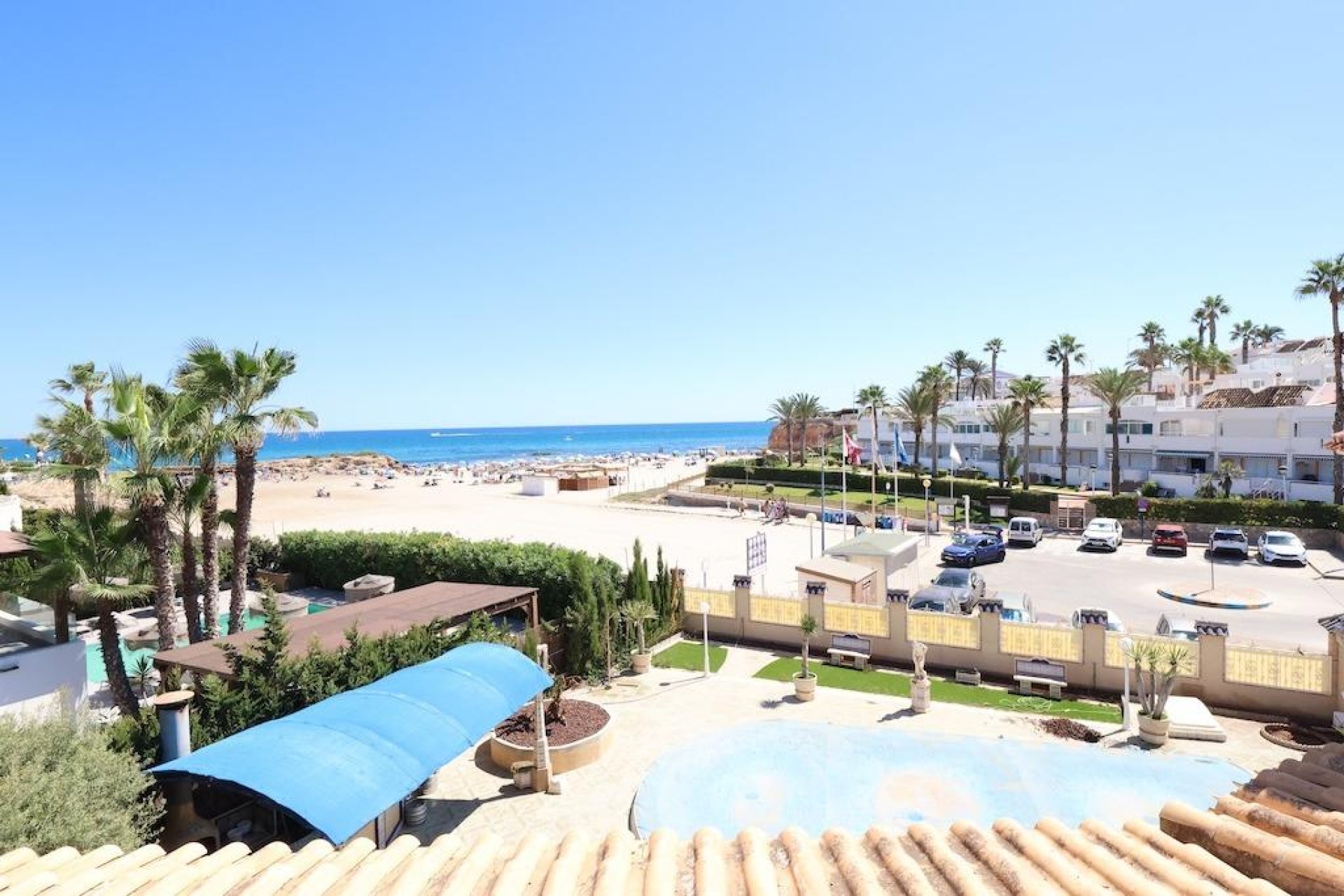 Resale - Villa -
Cabo Roig - Cala Capitan