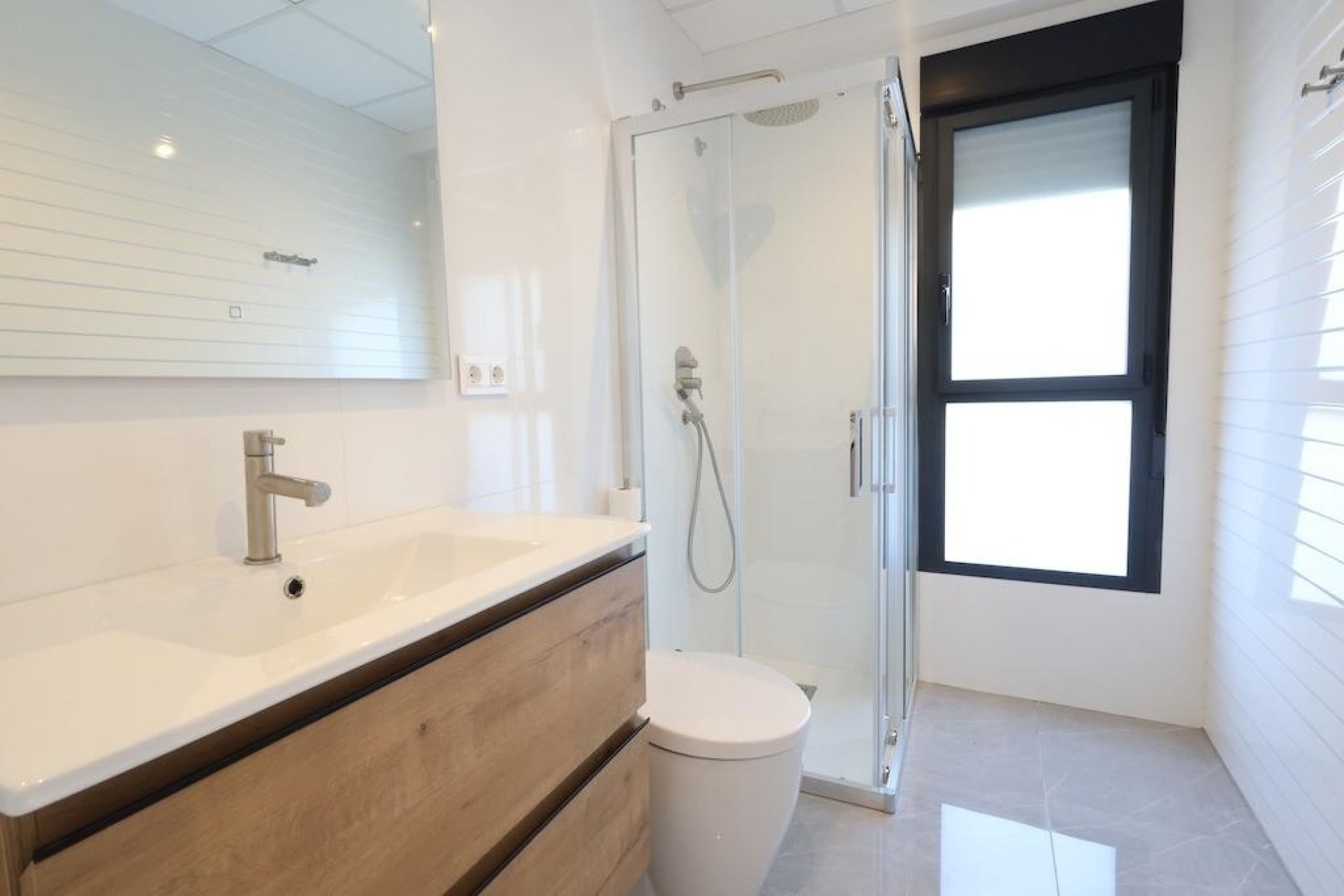 Resale - Villa -
Cabo Roig - MUY CERCA DE LA PLAYA