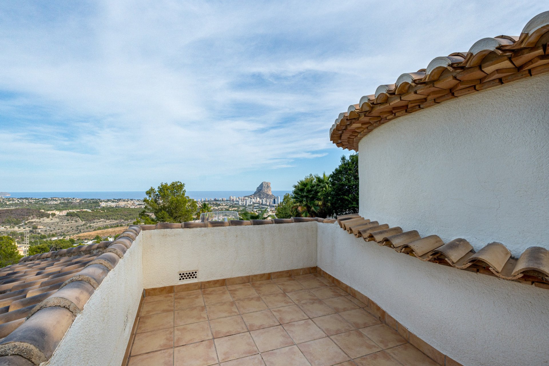 Resale - Villa -
Calpe