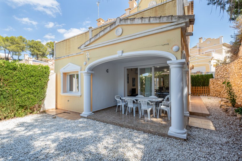 Resale - Villa -
Calpe