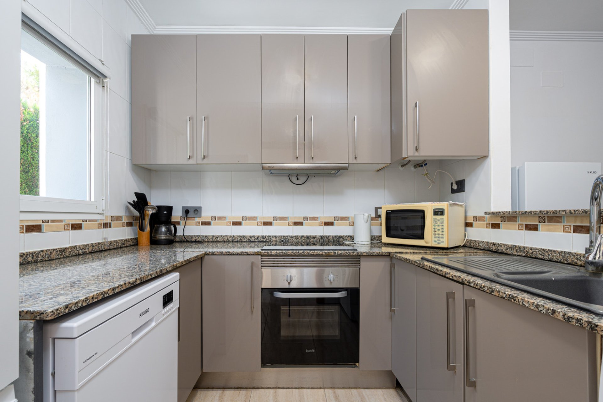 Resale - Villa -
Calpe