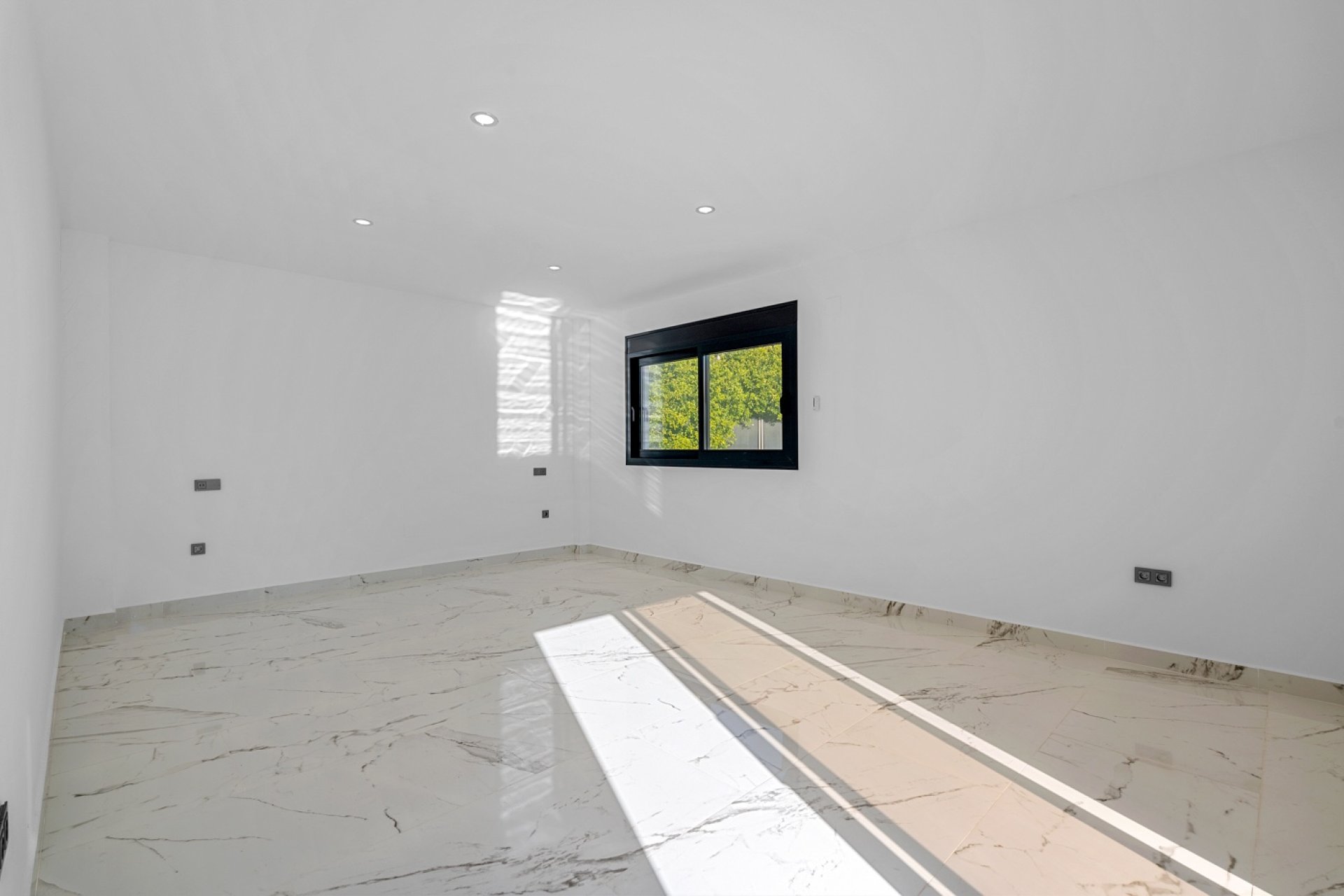 Resale - Villa -
Campoamor Golf - Campoamor