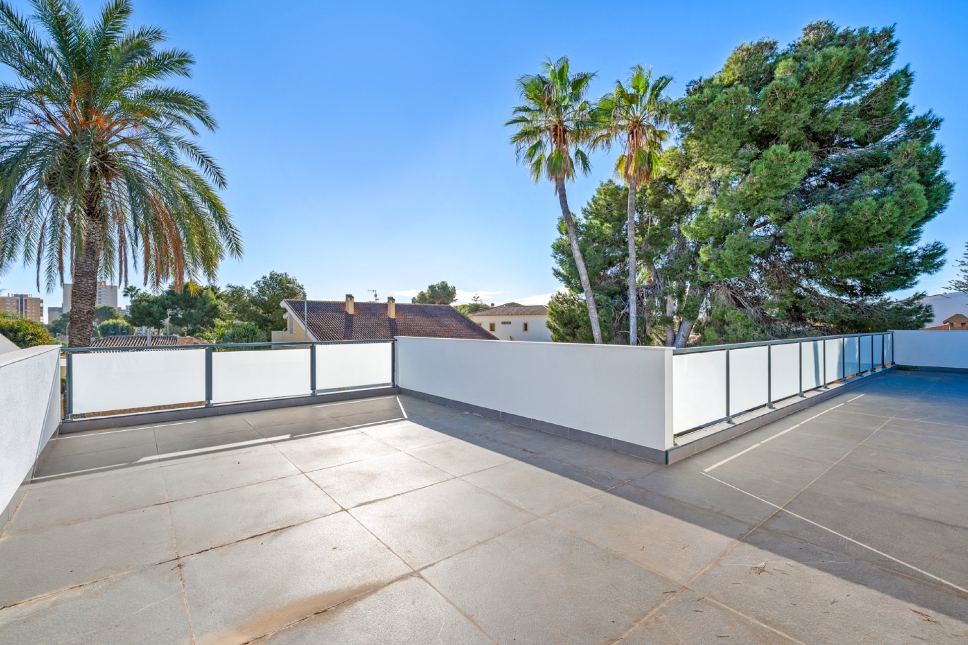 Resale - Villa -
Campoamor Golf - Campoamor