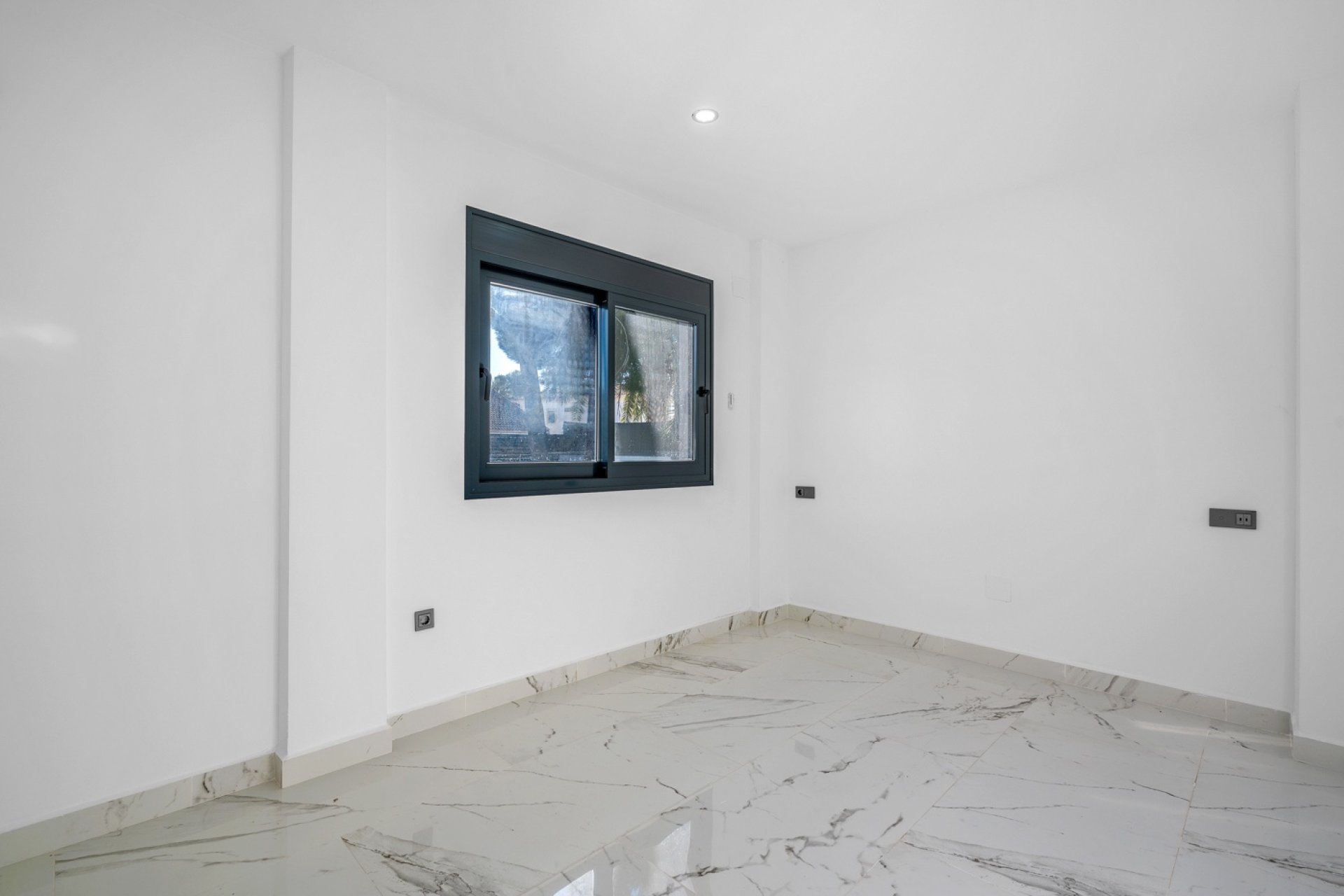 Resale - Villa -
Campoamor Golf - Campoamor