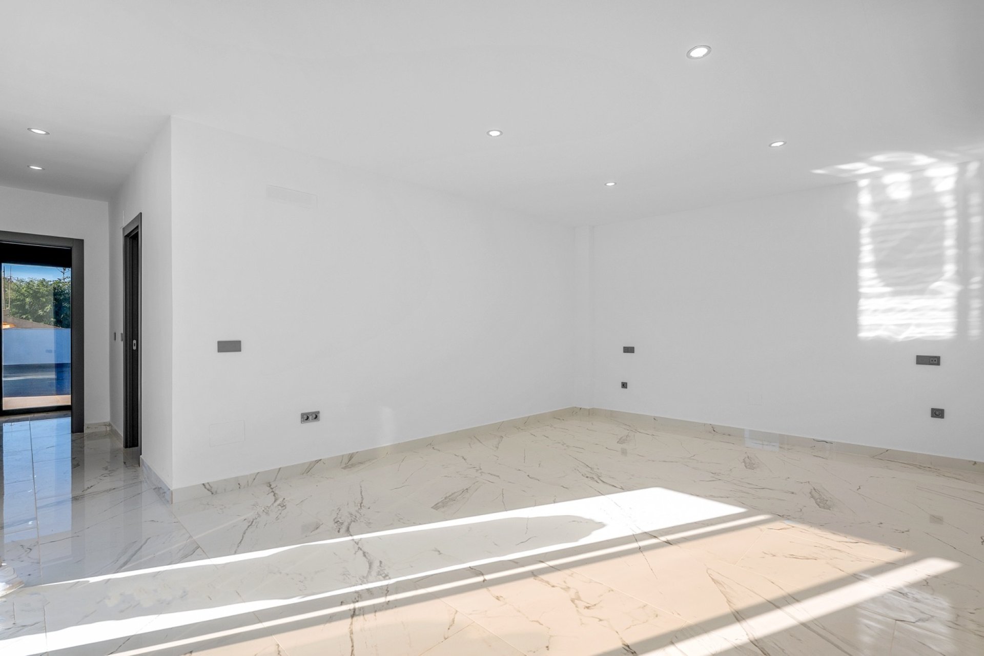 Resale - Villa -
Campoamor Golf - Campoamor