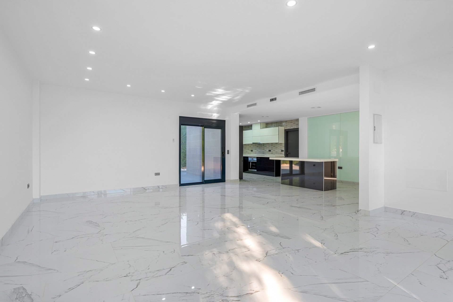 Resale - Villa -
Campoamor Golf - Campoamor