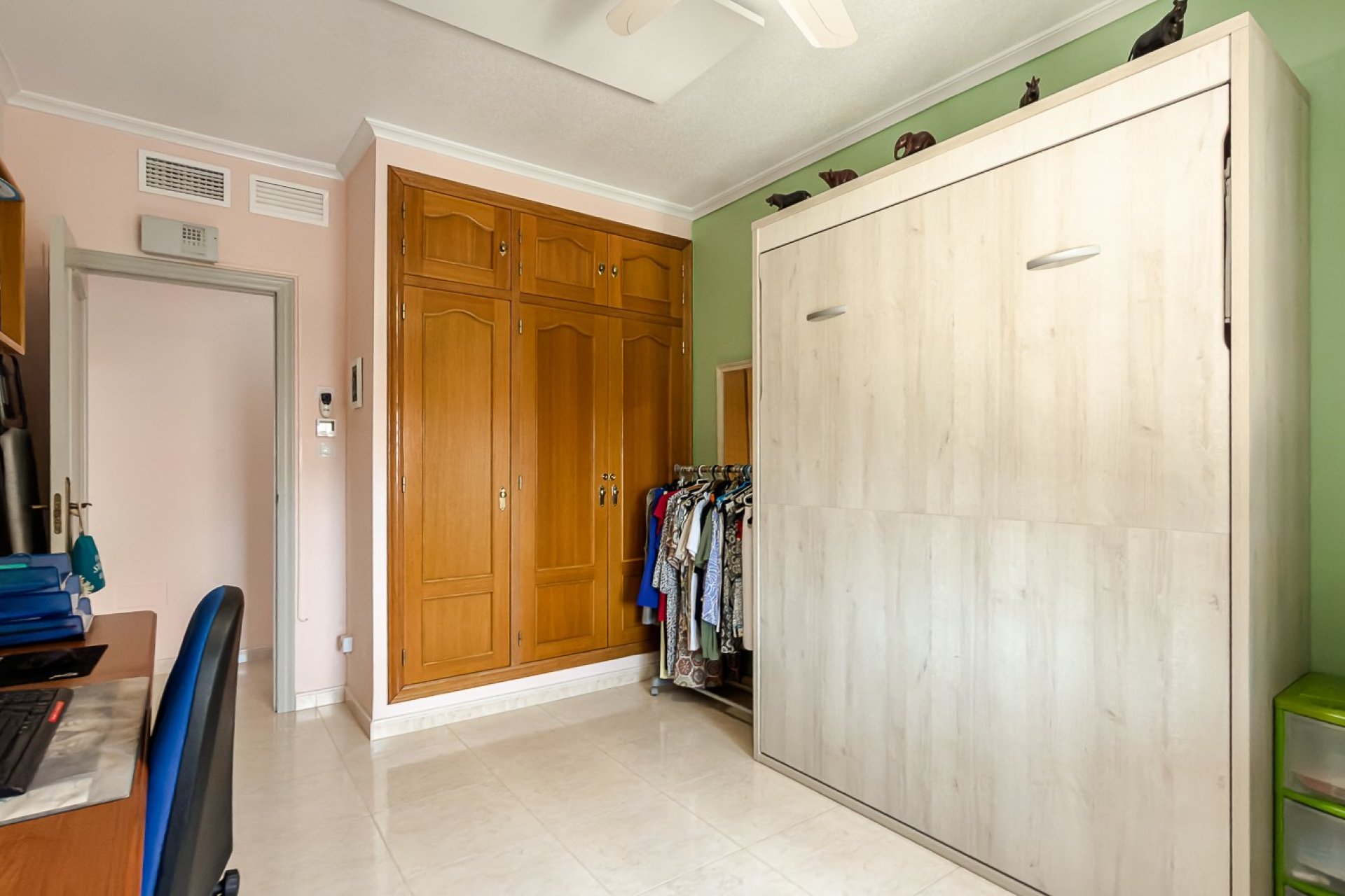 Resale - Villa -
CATRAL - Catral