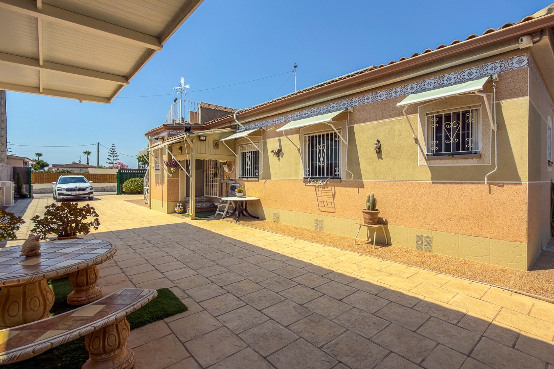 Resale - Villa -
CATRAL - Catral