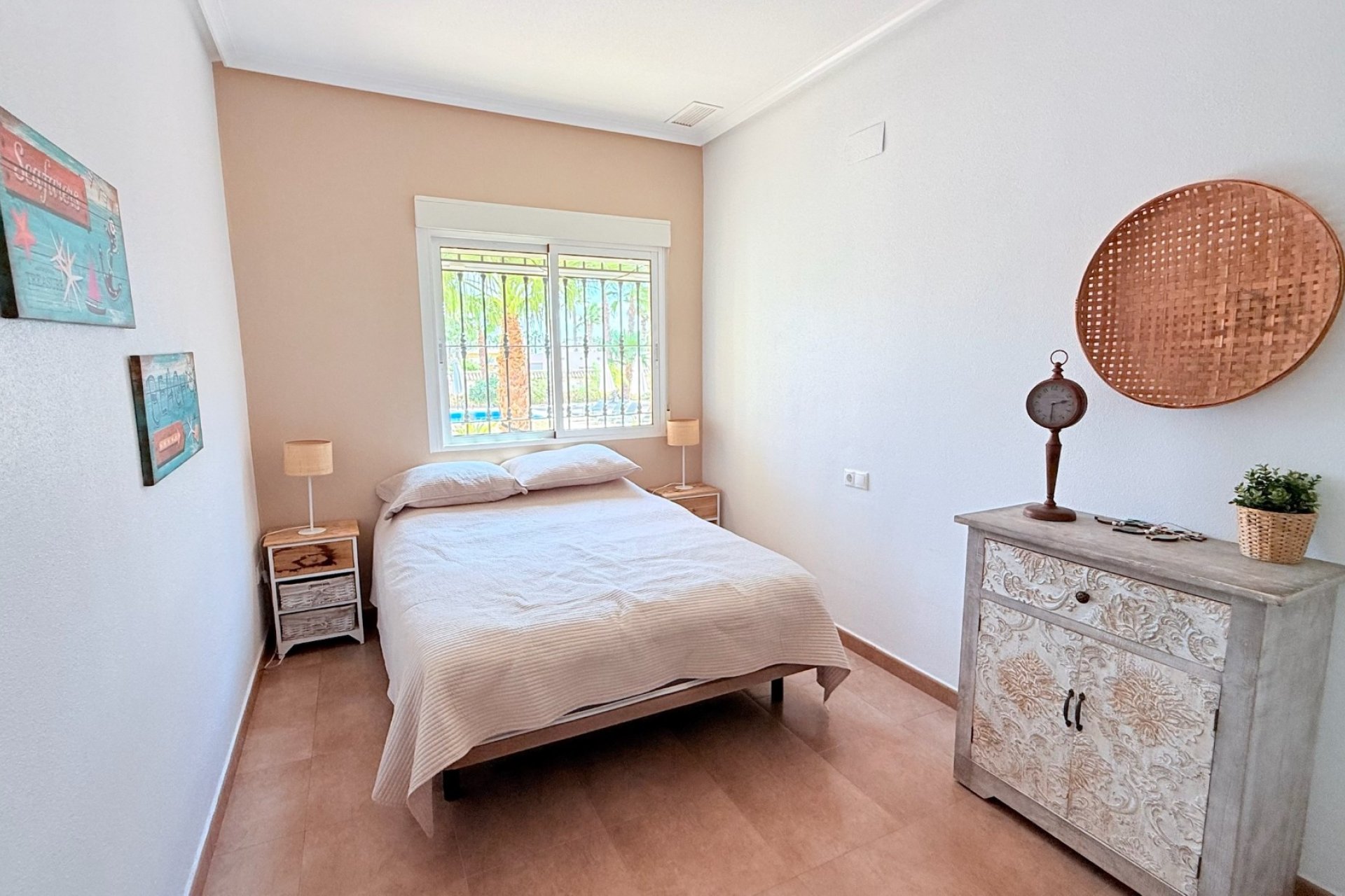 Resale - Villa -
CATRAL - Catral