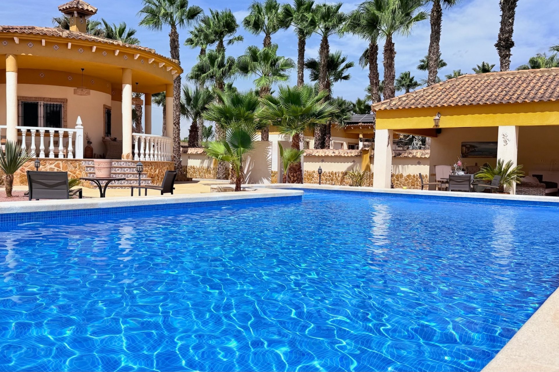 Resale - Villa -
CATRAL - Catral