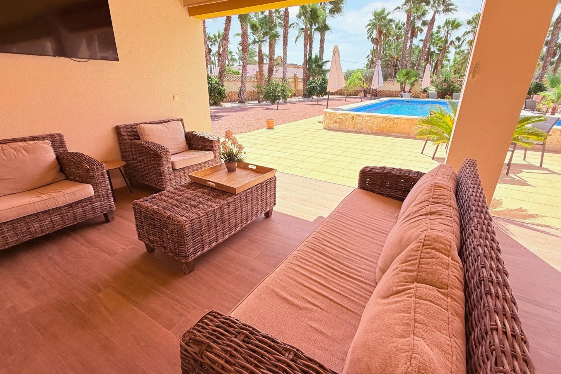 Resale - Villa -
CATRAL - Catral