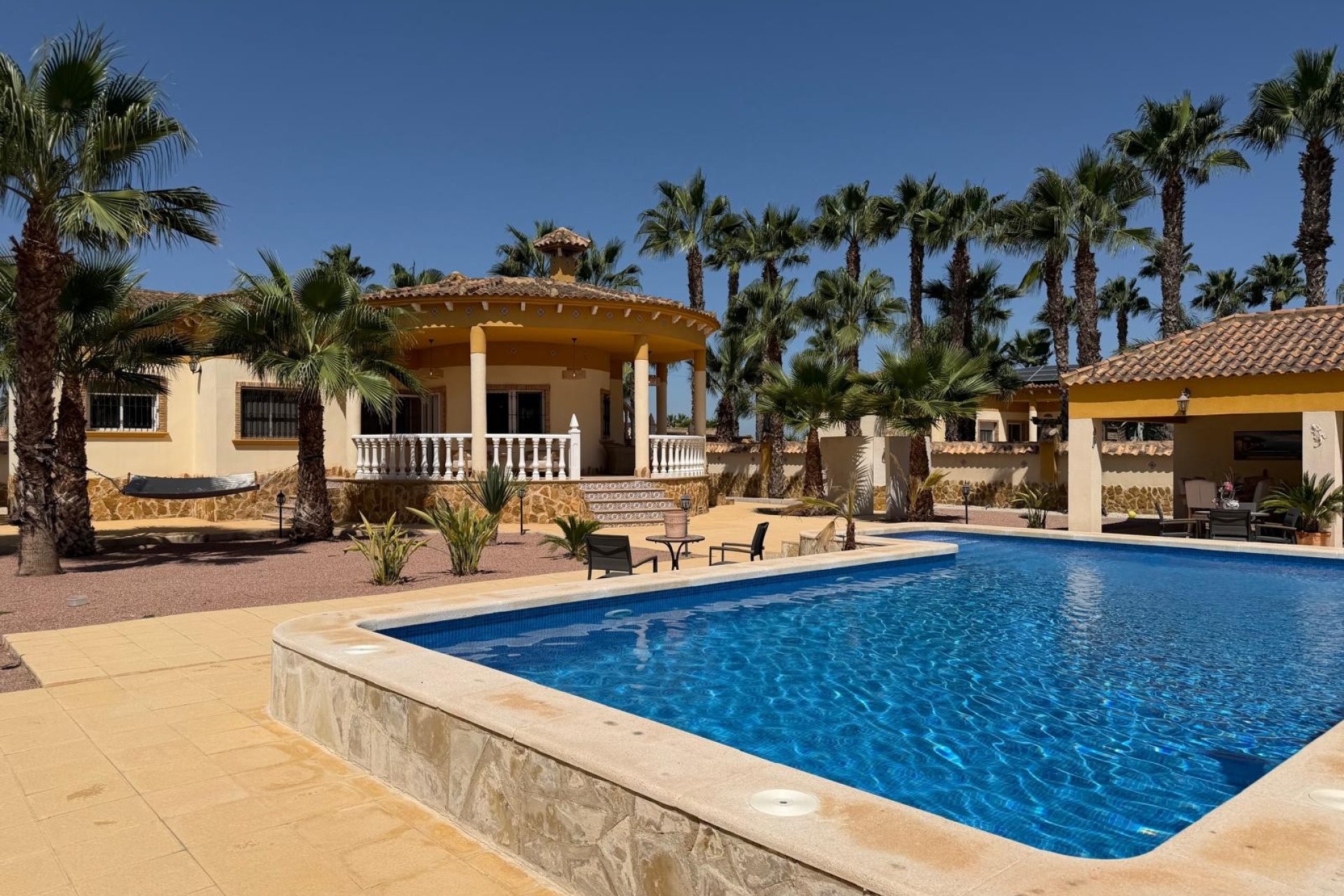 Resale - Villa -
CATRAL - Catral