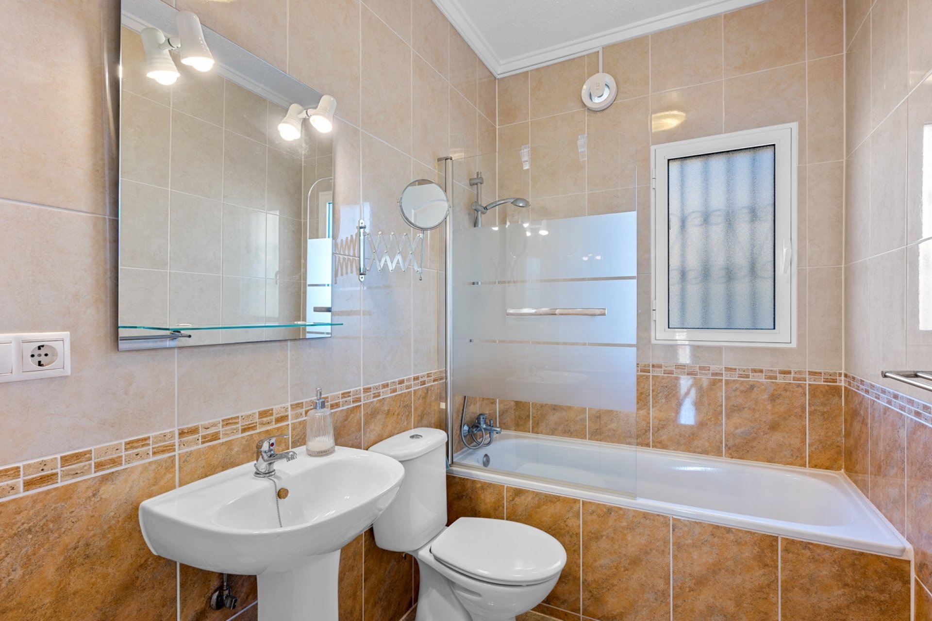 Resale - Villa -
Ciudad quesada - Ciudad Quesada - Doña Pepa