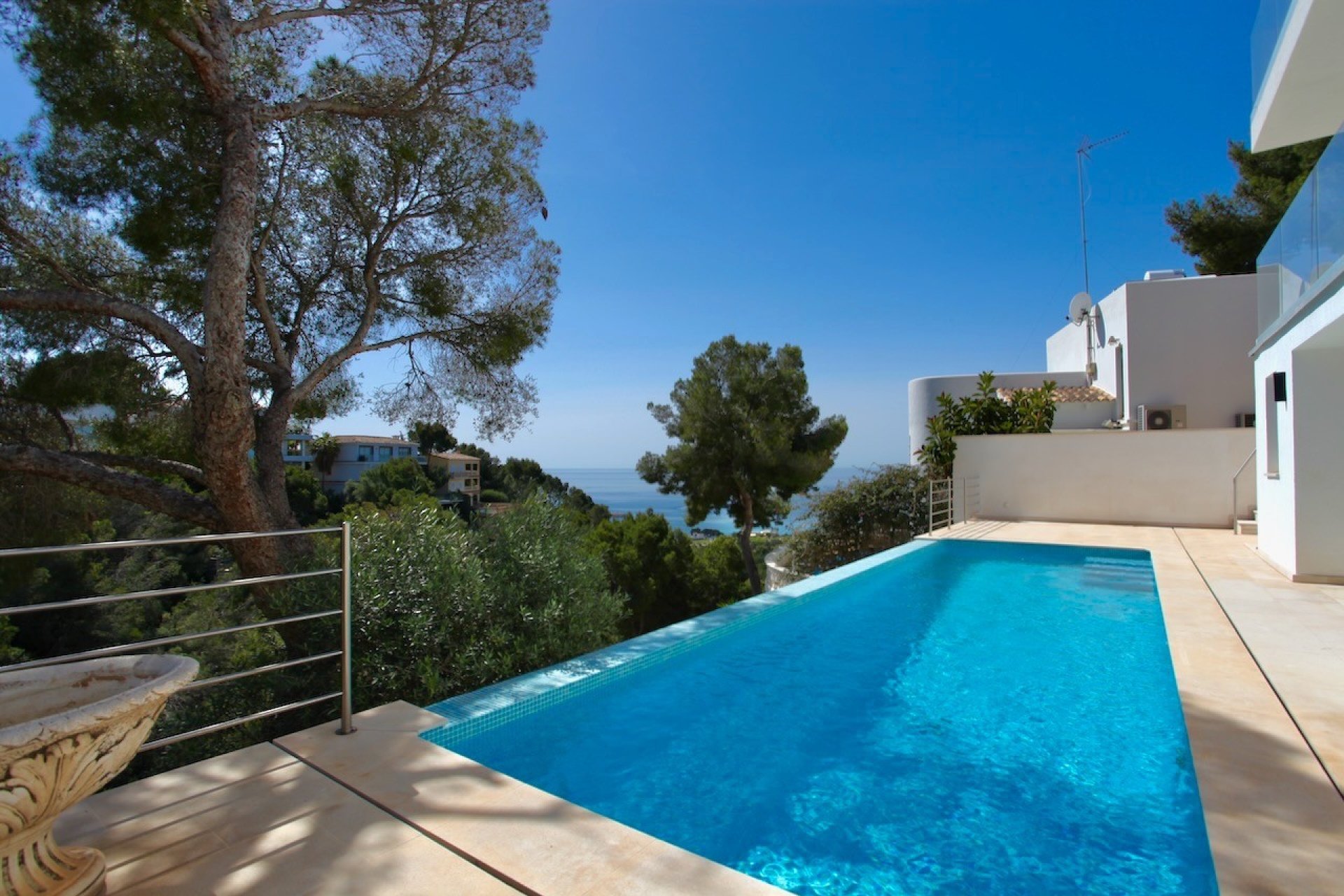 Resale - Villa -
Costa d'en Blanes - Calvià