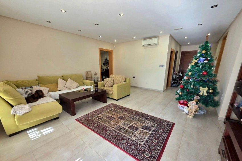 Resale - Villa -
Dehesa de campoamor - Campoamor
