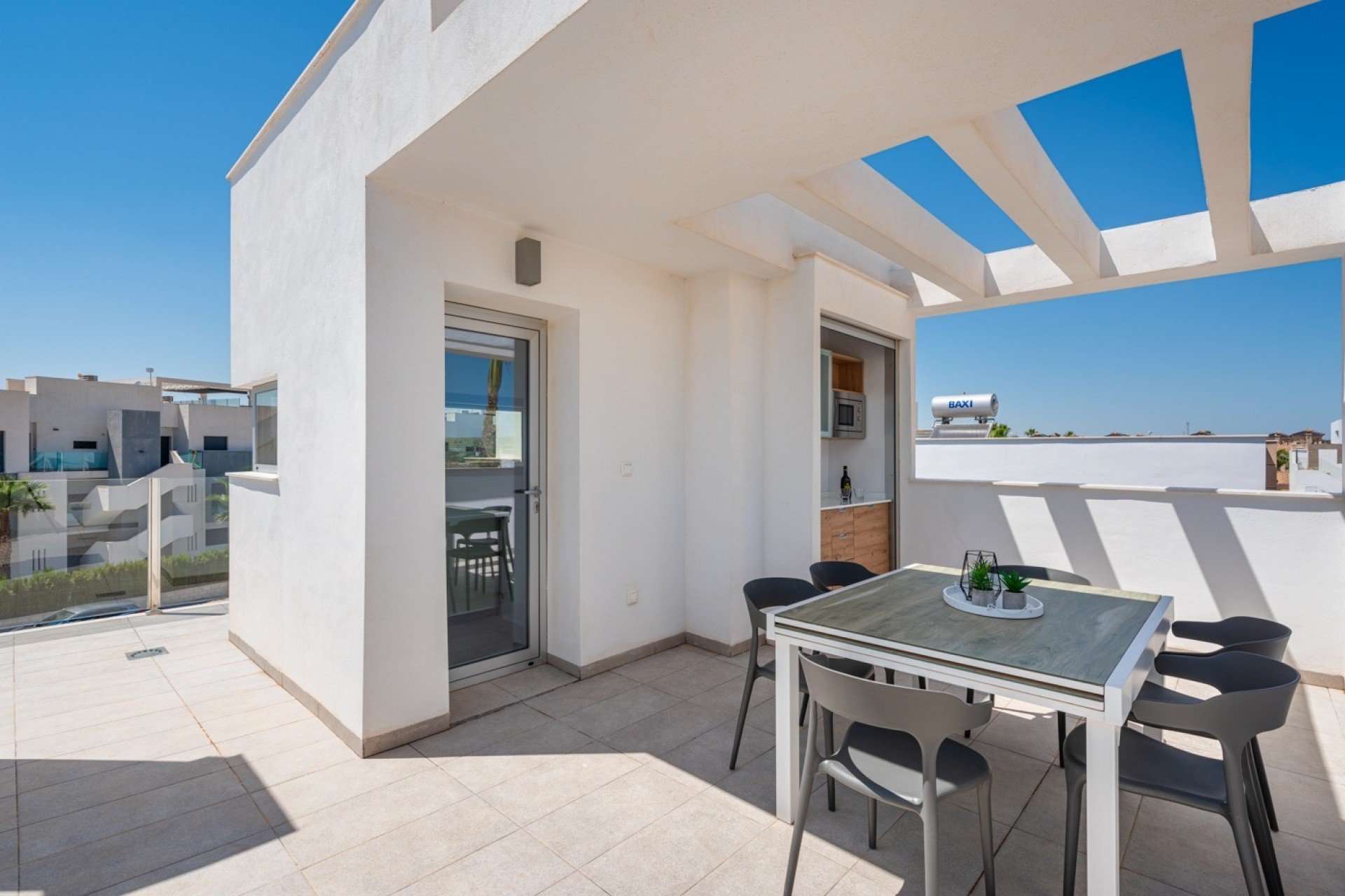 Resale - Villa Detached -
Guardamar del Segura - El Raso