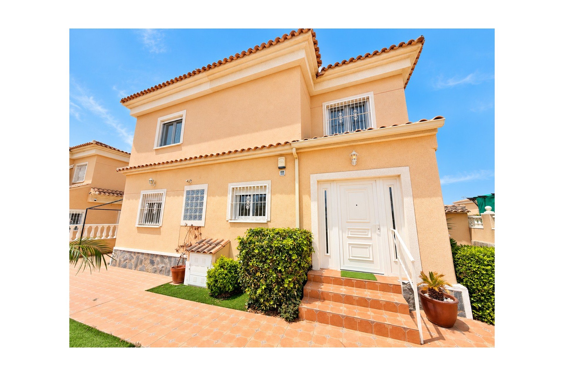 Resale - Villa Detached -
San Fulgencio - urb.la marina