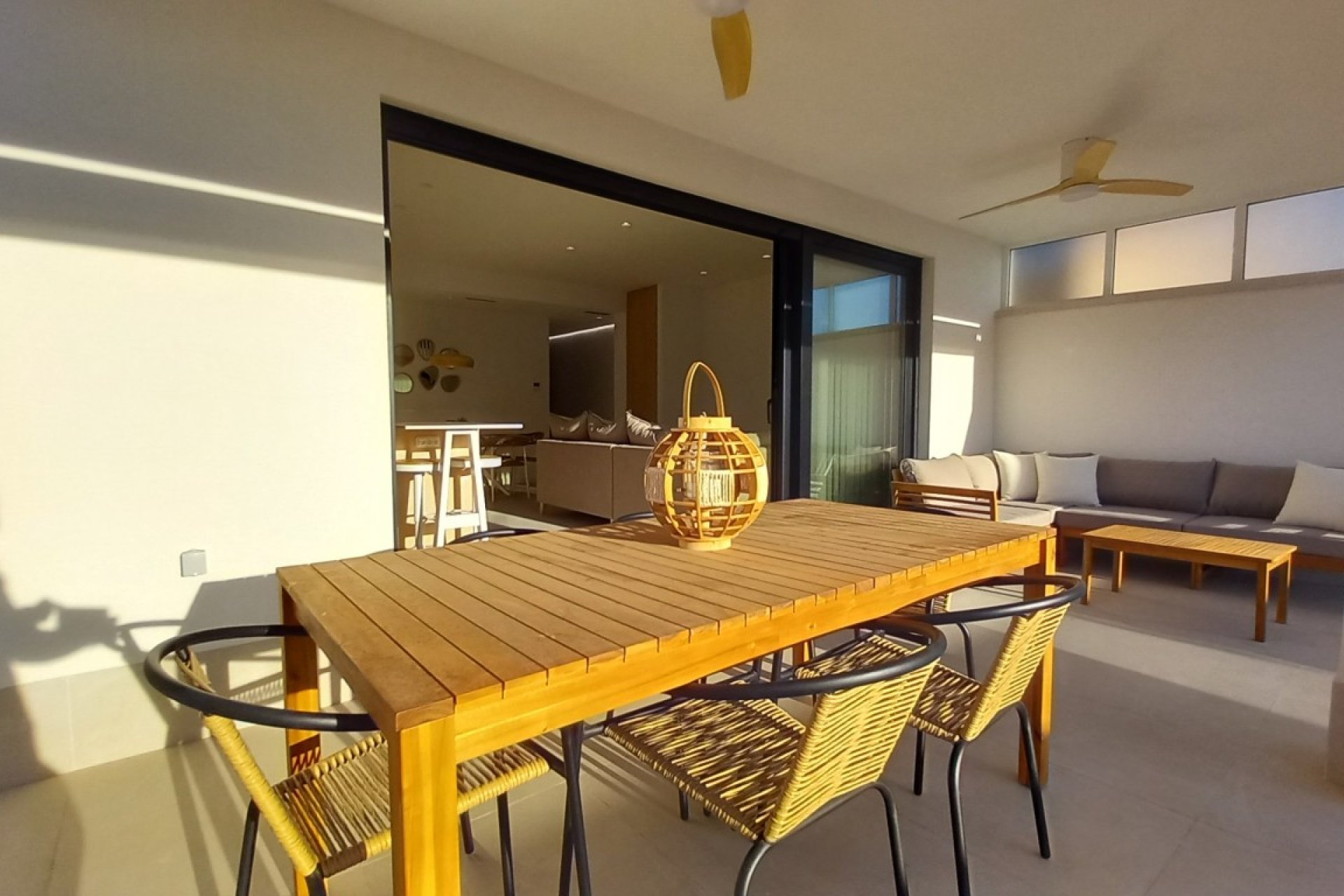 Resale - Villa -
El Chaparral