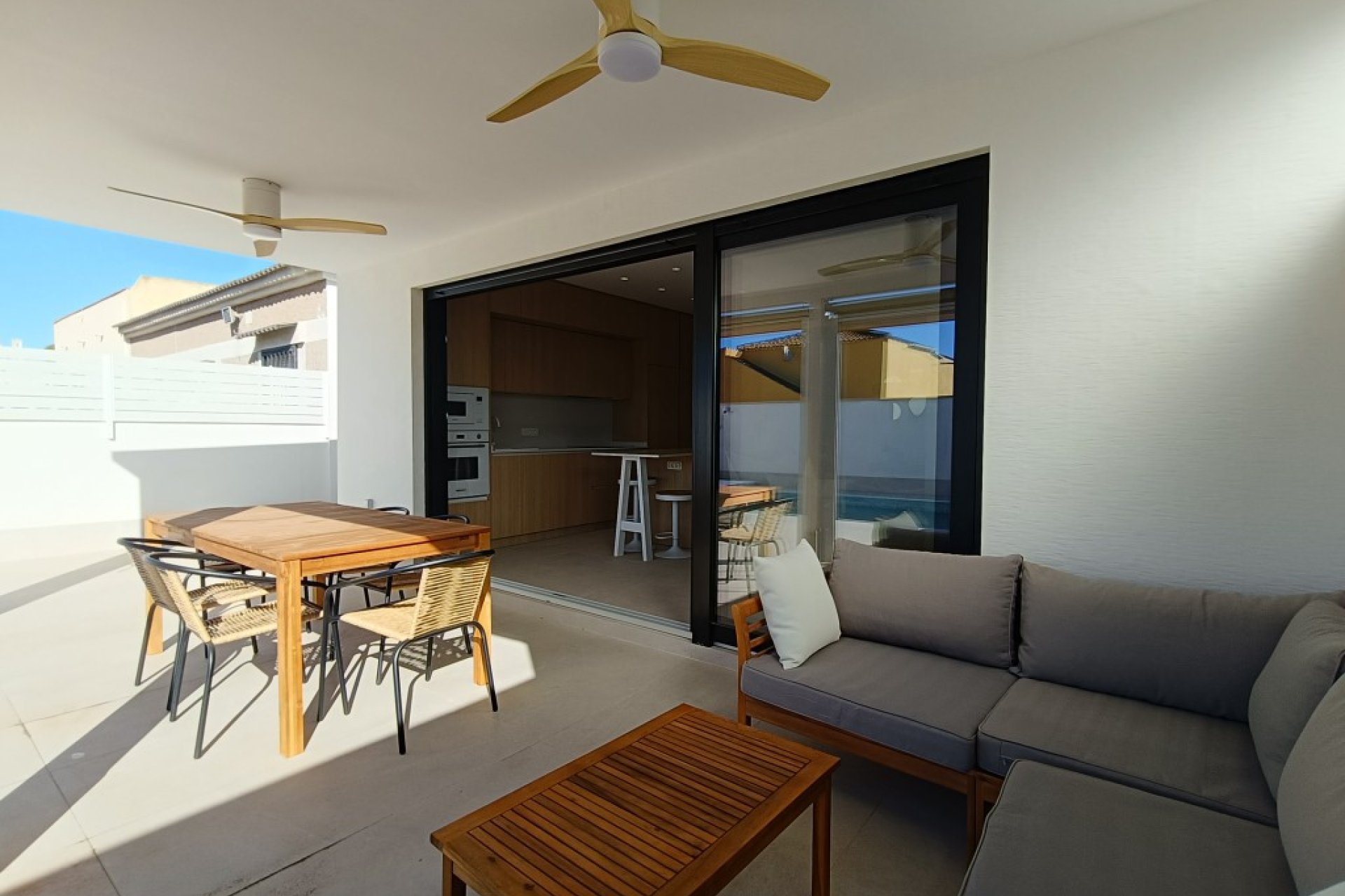 Resale - Villa -
El Chaparral