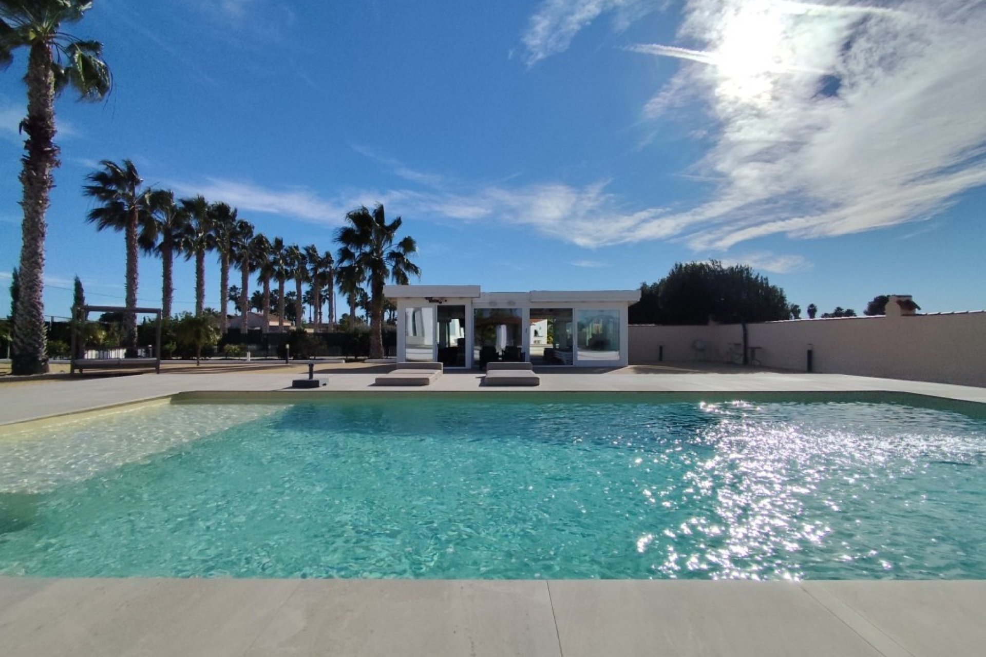 Resale - Villa -
El Mudamiento